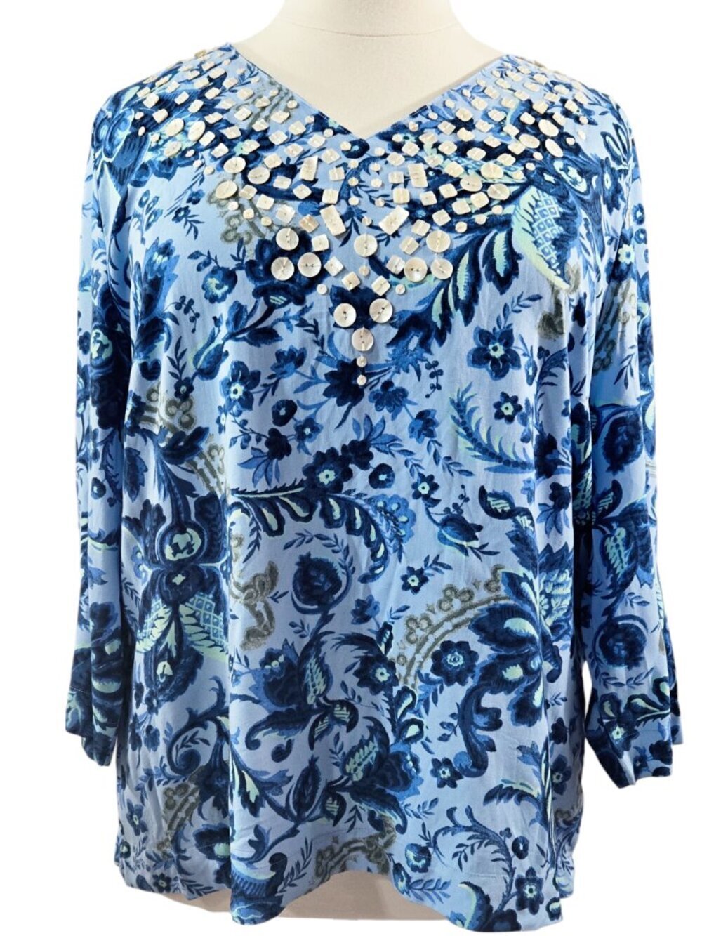 JM Collection Watery Blue Wildflower Way Faux Shell Trim Top Floral Paisley